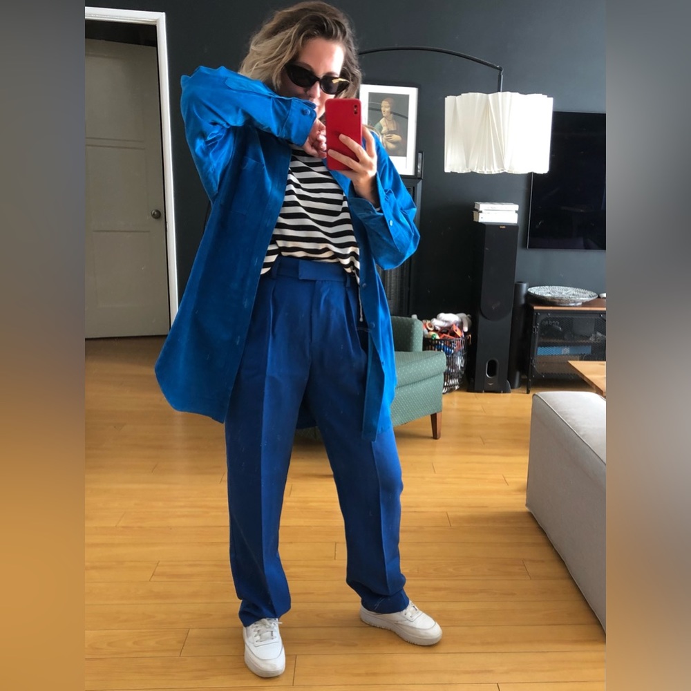 Extremely beautiful and stylish blue suede shirt!
